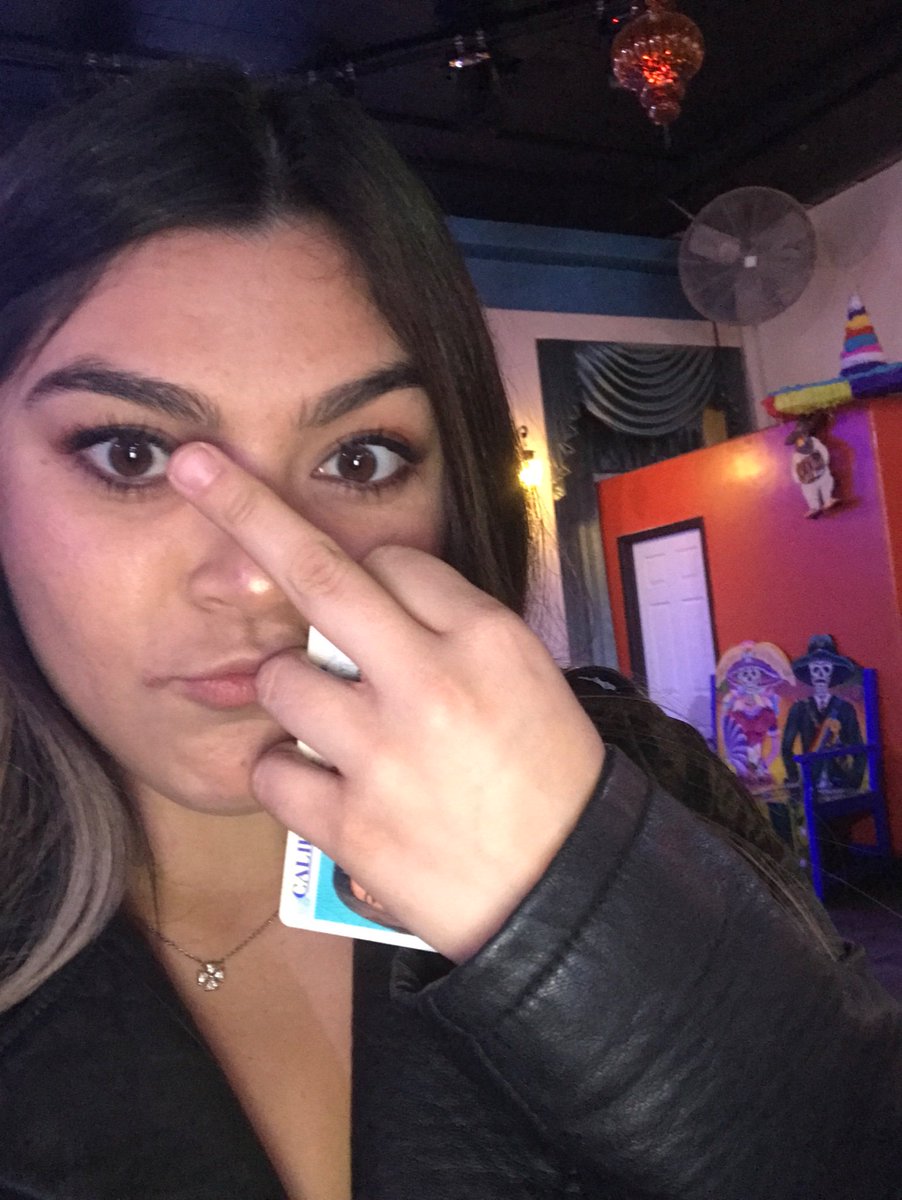 hazmine002's tweet image. Grandmas making a comeback #chiclass