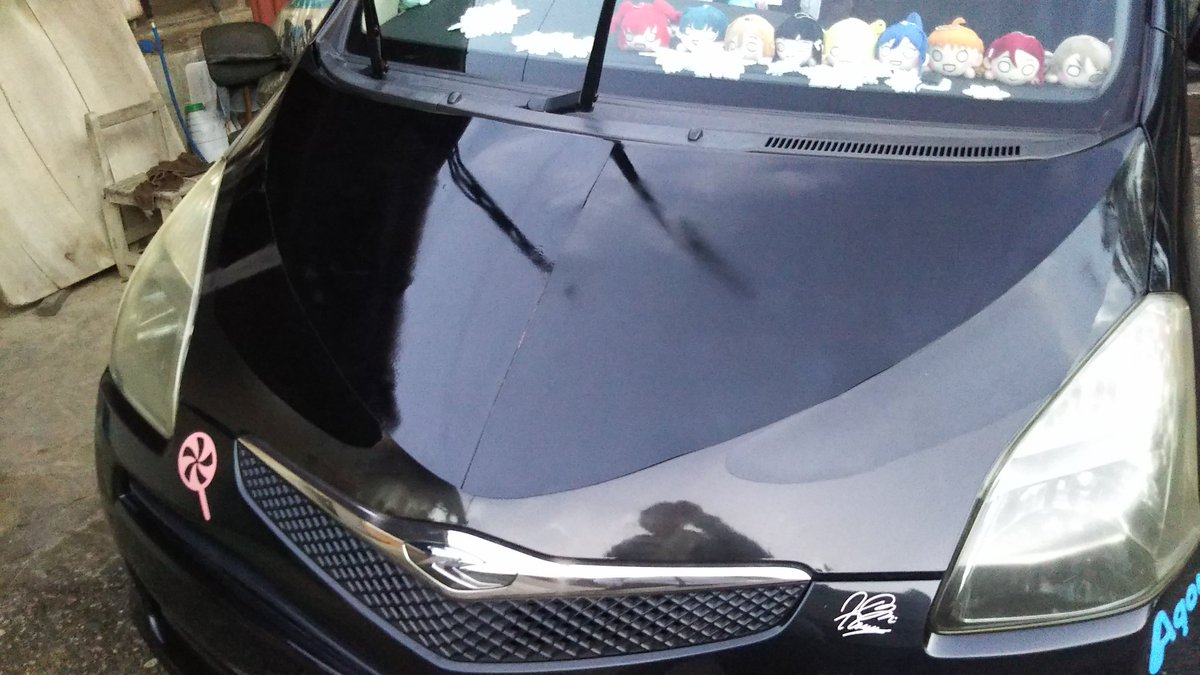 ট ইট র まお 痛車からノーマル車に変更のステッカー完成です O これでもマイカーで保育園行けますね 笑笑 土日だけのサンデーカー仕様 ビフォーアフター 痛車 ラブライブサンシャイン