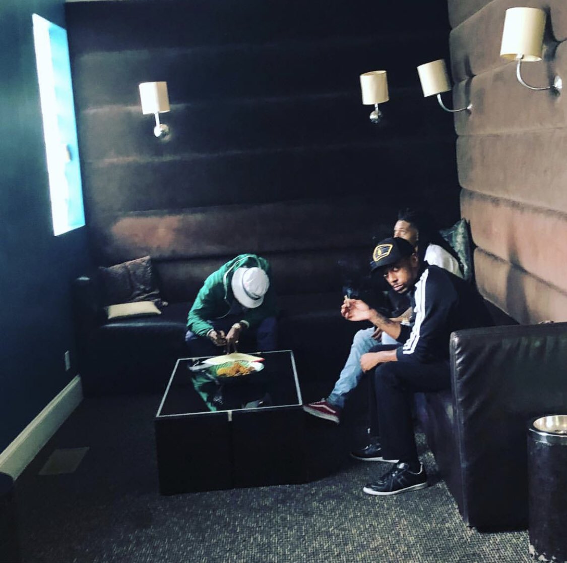 chuckwilsonwins's tweet image. In 2018 we set up 2019. Let’s get it. instagram.com/p/BoHjDZMA0af/…