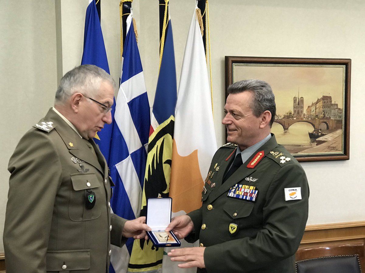 The Chairman of the #EU Military Committee -#GenGraziano in #Cyprus for an official visit welcomed by the Chief of the National Guard.

“Very frank and constructive discussion with @ileontaris covering a number of important issues.”

@DefenceCyprus 
@EthnikiFroura