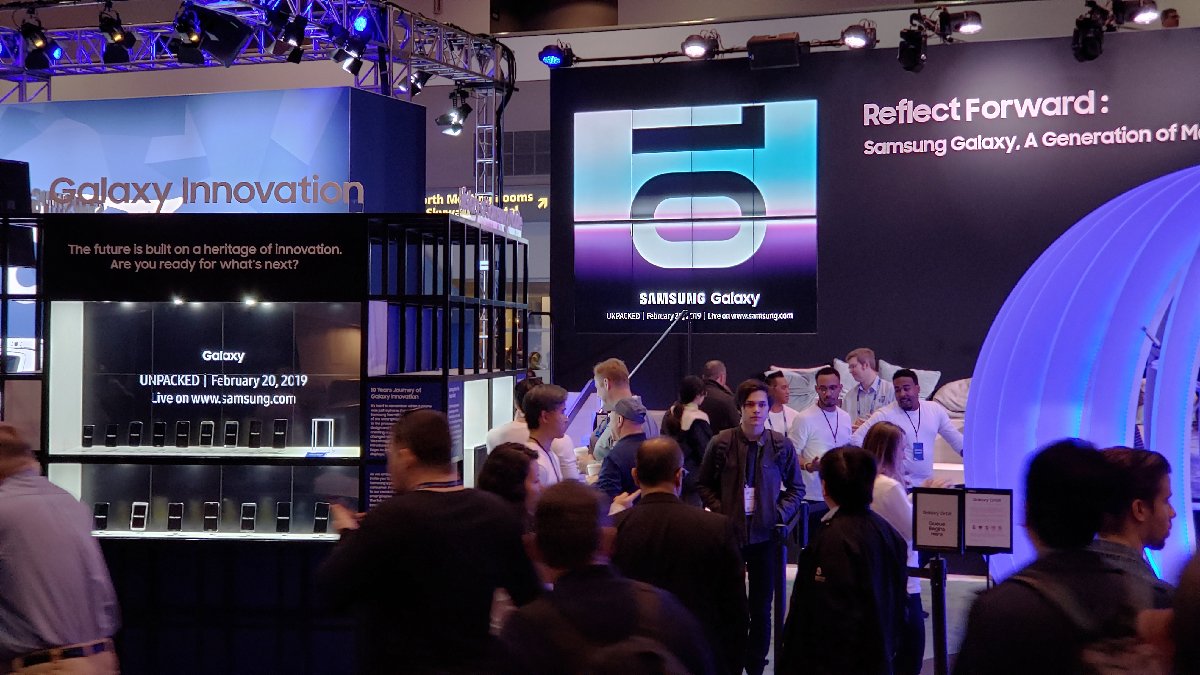 SamsungMobile's tweet image. Get hands-on with our latest mobile offerings as you explore the future of connected living at #CES2019.