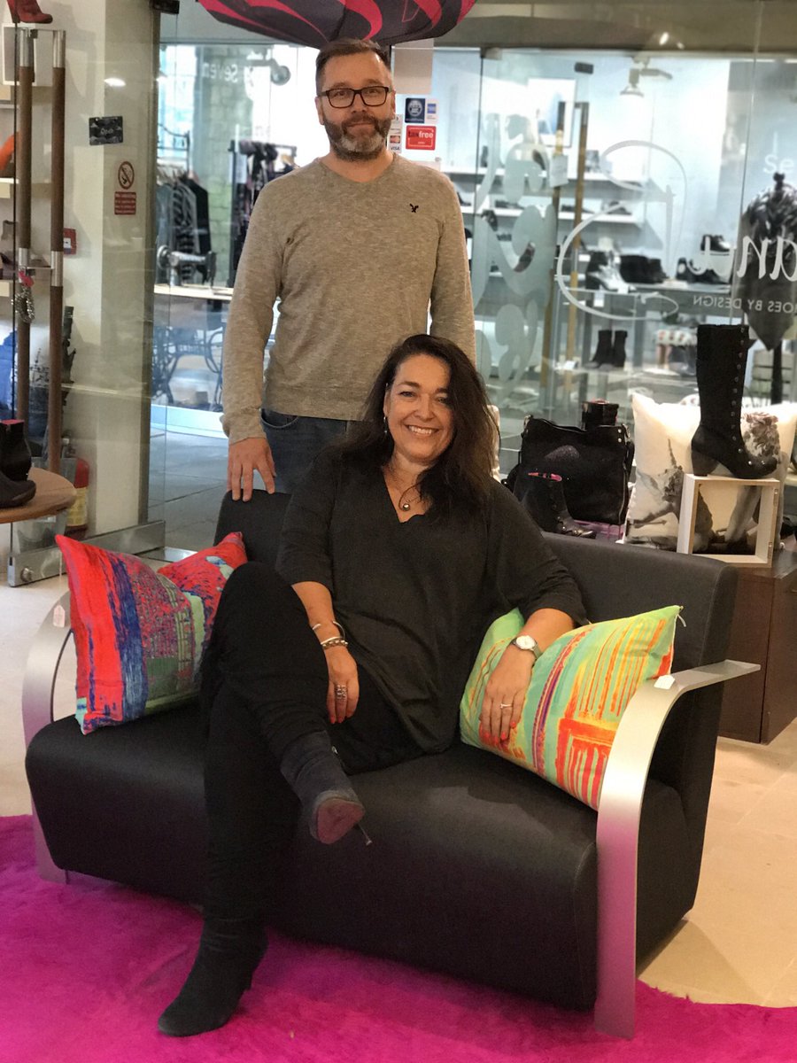 Very excited that Robert Milder founder and CEO <a href="/vandesant_com/">Van de Sant Innovations BV</a> will be on <a href="/BBCDragonsDen/">BBC Dragons' Den</a> this Sunday BBC2. Good luck Robert! Keeping everything crossed #ocean #plastic #Sustainability #circulareconomy #furniture