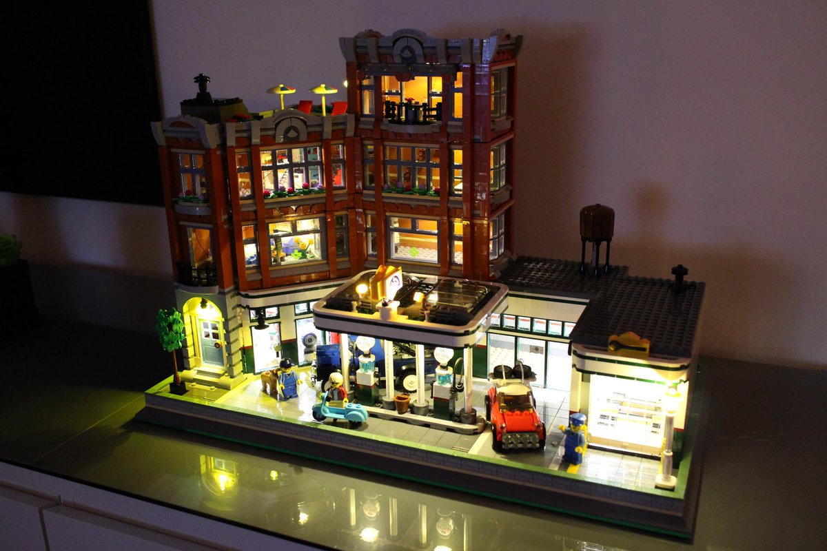 lego corner garage modular