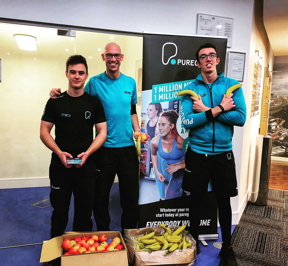 We’re getting Friday off to a healthy start! Pure Gym are here handing out fruit in the reception area this morning - so feel free to say hello and grab some fruit on your way in! #FitnessFriday