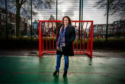 ‘Jonge sporters beter beschermen voor ontucht met externe, onafhankelijke vertrouwenspersoon’: Elke gemeente moet een externe, onafhankelijke vertrouwenspersoon krijgen die lokale verenigingen helpt als er (mogelijk) sprake is van ontucht met… dlvr.it/QwRMWr