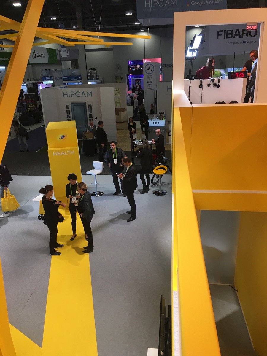 Fin du 3ème jour au #CES2019 Une nouvelle fois, cette journée fut très enrichissante et de nombreuses visites sur notre stand pour voir le <a href="/Veligo_Loc/">Véligo Location</a> ! 👍 Un peu de repos et nous entamerons la 4ème et dernière journée ! 😁 <a href="/Fluow_vl/">Fluow</a> <a href="/IDFmobilites/">IDF Mobilités</a> <a href="/GroupeLaPoste/">La Poste Groupe</a> #SimplifierLaVie
