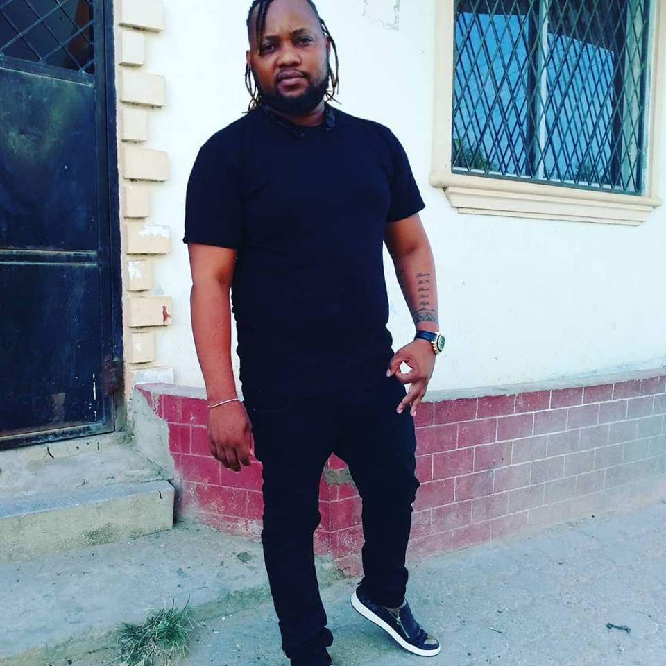 MwinyiMtetezi's tweet image. Msanii Chapatizzo amestruggle sana kwenye game,je ni kwanii pia yeye msikilize.#TopMashariki1 kila siku ya Ijumaa kupitia #KBCChannel1.#Supportkenyanmusic #Supportkenyantalent.