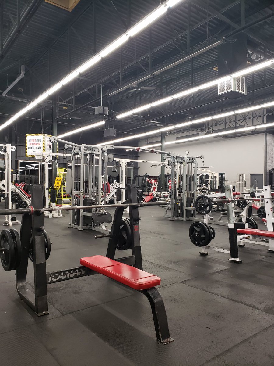 PaulConlab's tweet image. Nothing like starting the Friday with a morning train at 4:30 AM.