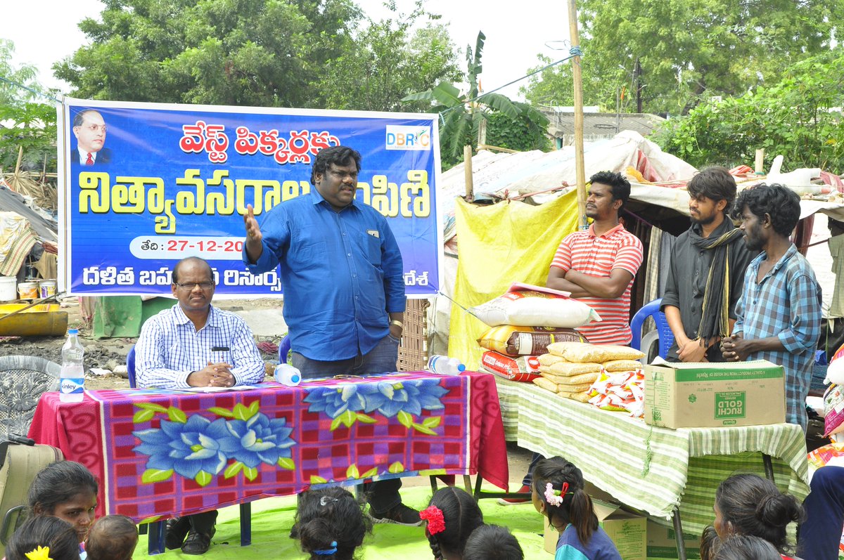 Distribution of Ration to the Waste Pickers in Vijayawada.