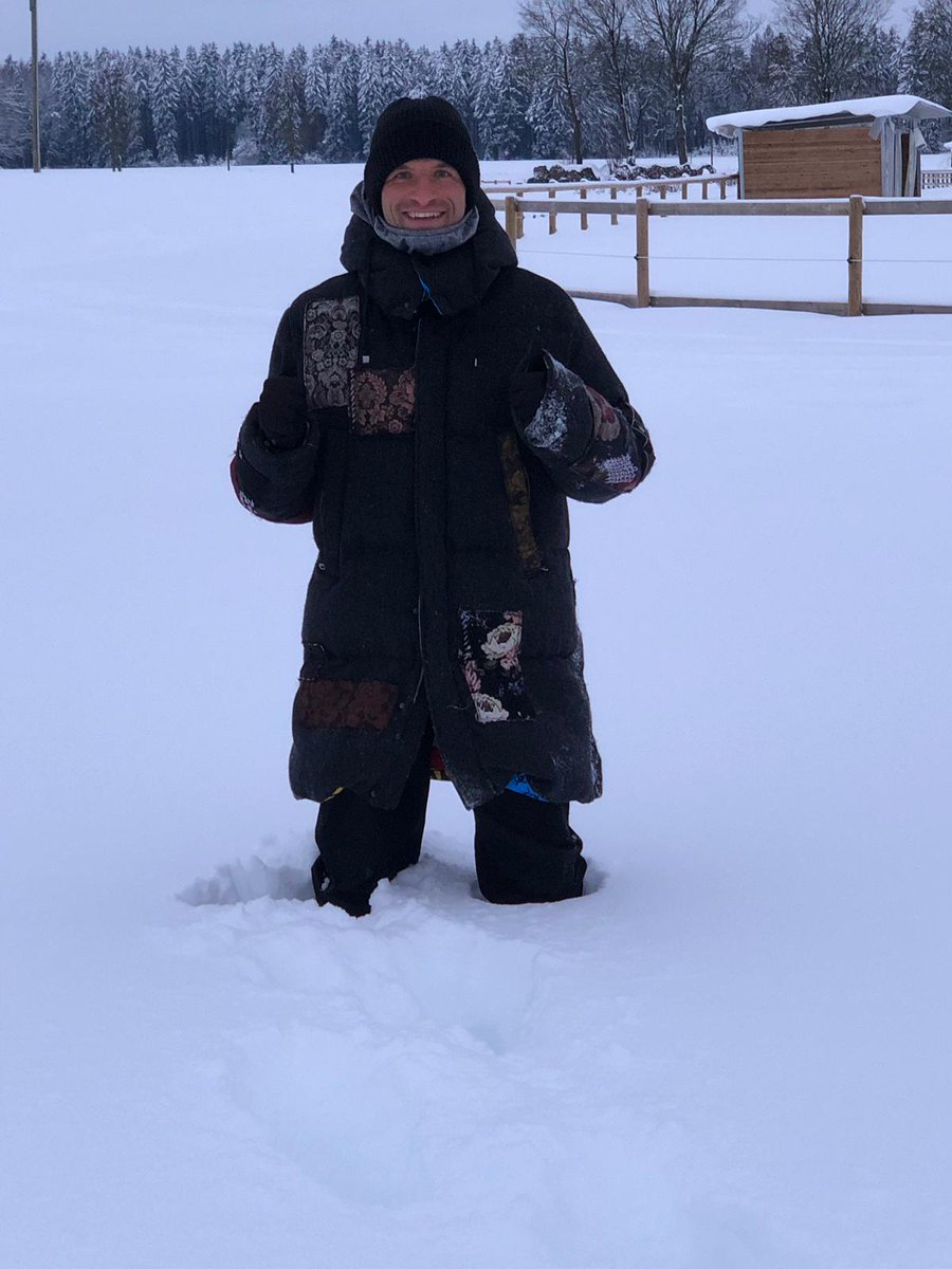 What a difference in temperature!! ❄️☀️#snow #Munich #2019 #trainingcamp #esmuellert