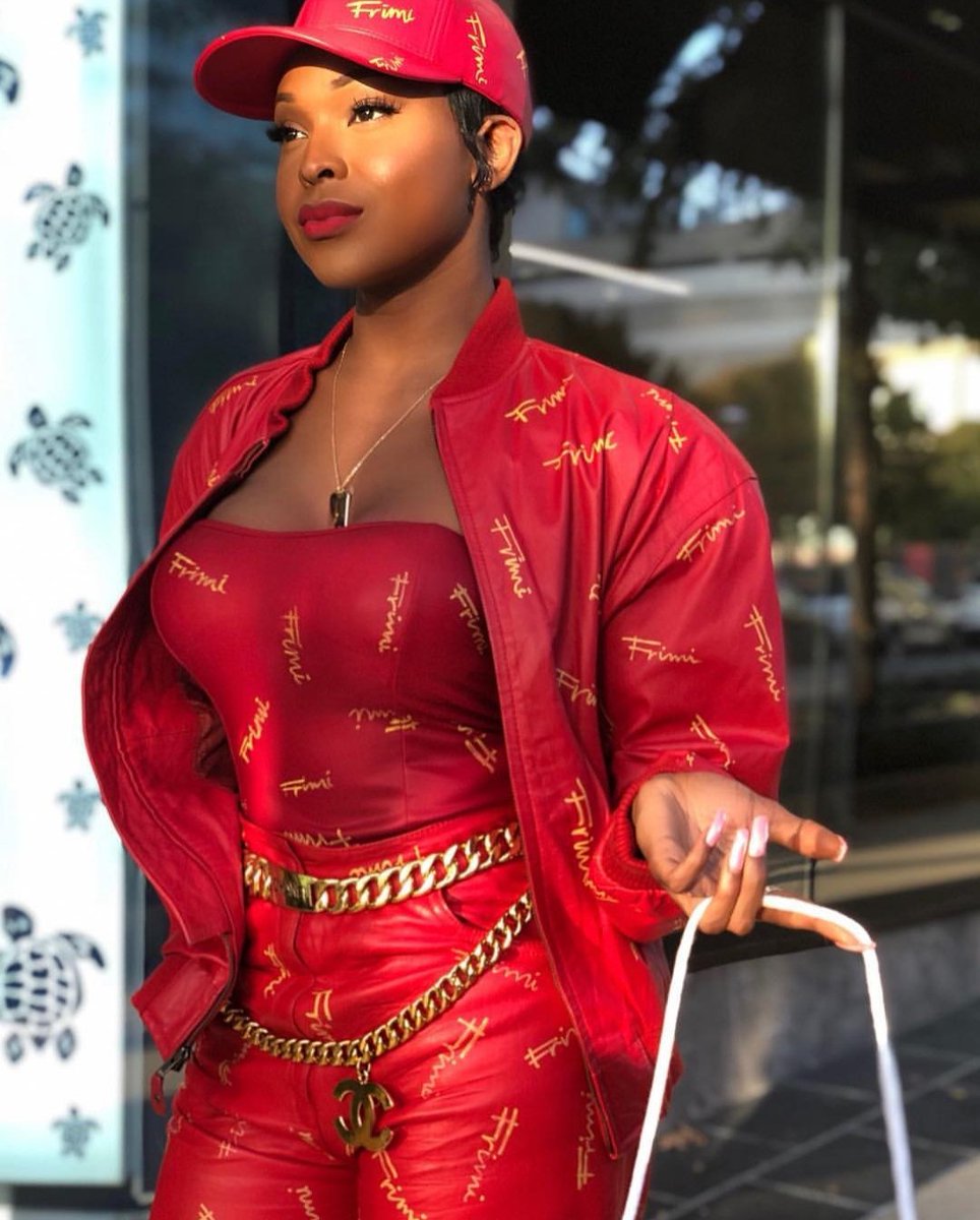 jnxsma's tweet photo. Happy birthday to my fave!😍🎉💕 #Shilora #Roli #Ariel @KingAmiyahScott https://t.co/sQ1ololUGV