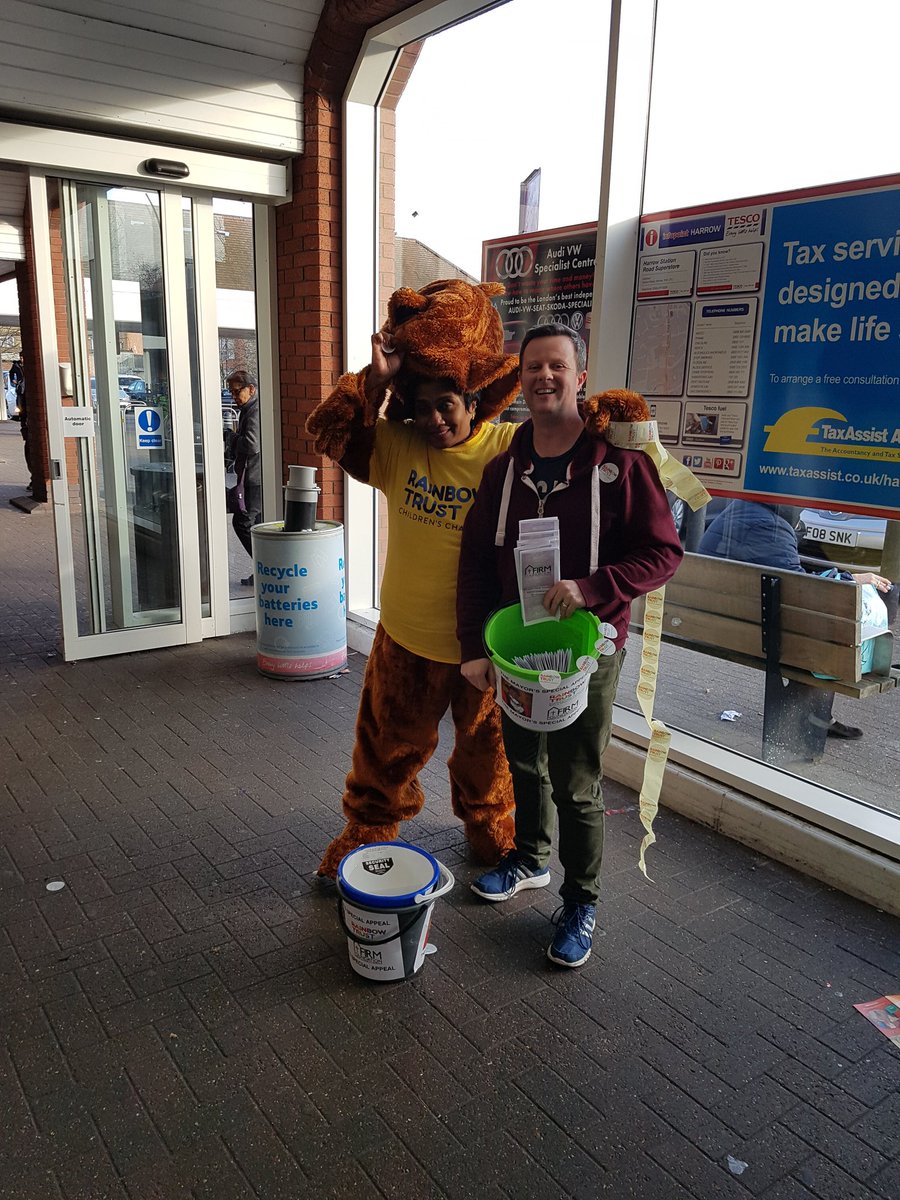 The Mayor <a href="/kairul_kareema/">Kareema_kairul</a> is out collecting at Harrow Tesco supporting her Charities.