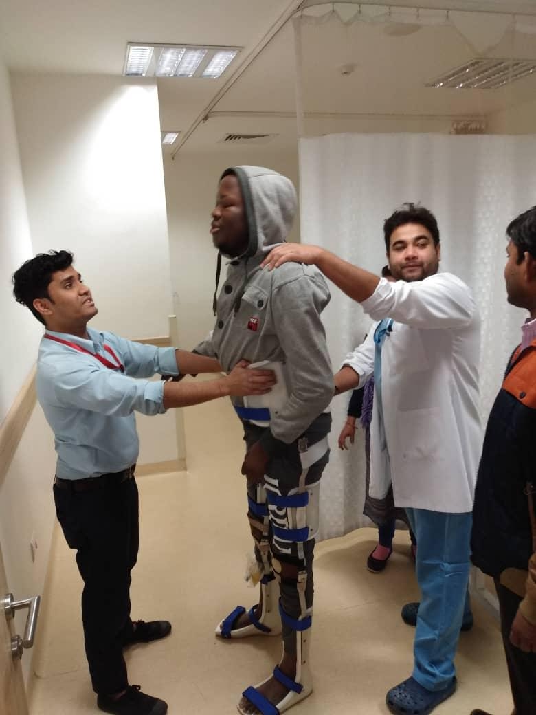 sama_on_point's tweet photo. UPDATE:

As at 12:00noon today, Friday, Jan 11, 2019, we have raised N785,500 for Lawal Adedipupo Hafiz via the #SaveDipo Campaign.

You made the purchase of this orthosis possible for him. 

Thank you very much Nigerians for the love and support. ❤🇳🇬 https://t.co/iMcgw7WsTq