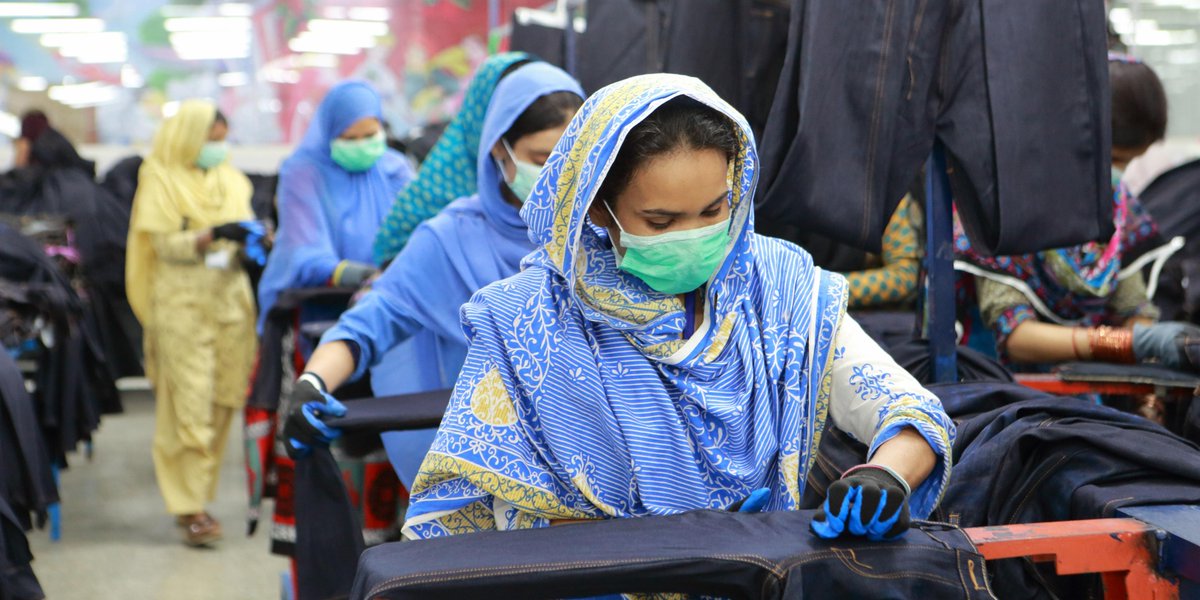 IFC_org's tweet photo. .@AMilliners is a denim manufacturer and exporter in #Pakistan realizing business benefits as one of the first companies in the country to achieve a 50:50 male-female ratio in senior management.
Read IFC-@cerb_pbc case study: https://t.co/PChqhOMm44 #ECGBA18 https://t.co/lv96YYu0u4