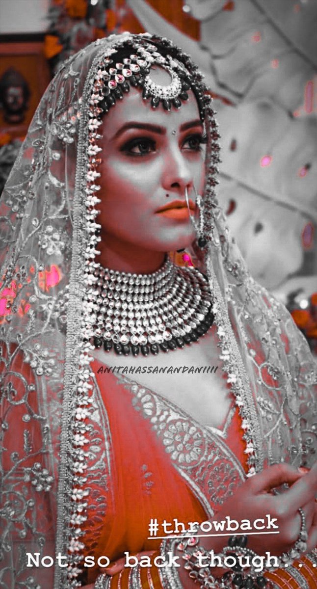 Anita_H_Reddy's tweet photo. My royal queen 👑
#anitahassanandani #naagin3
@anitahasnandani https://t.co/n4bxaZKolz