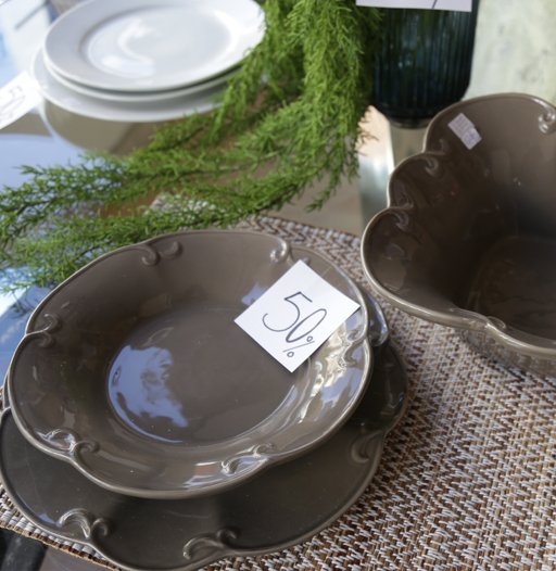 EscabeDeco's tweet photo. En #EscabelDecoración hemos comenzado las #rebajas de invierno. Desde ahora y hasta el 28 de febrero, disfruta de descuentos del 40% y 50%, en muchos artículos de nuestro https://t.co/XJGMrzadK8 #SHOWROOM #descuentos #decoracion #EsAlcazar https://t.co/J4PDK5Sajl