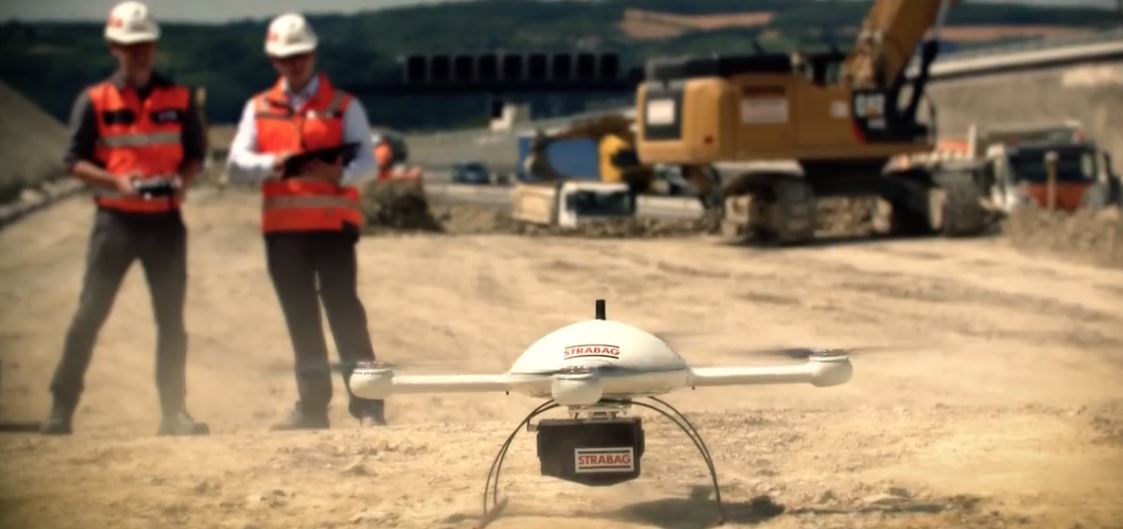 Claro ejemplo de cómo grandes empresas apuestan por tecnología punta disponible en #ALLTERRA youtube.com/watch?v=sFFKWS…
#TechnologyThatTransforms #HazTuMarca #Innovacion #drones #drone #MX9
<a href="/MicrodronesUAVs/">Microdrones</a>  <a href="/TrimbleNews/">Trimble Geospatial</a> <a href="/ICOIGT/">ICOIGT</a> <a href="/Obrasurbanas/">OBRAS URBANAS</a> <a href="/INGITE_ES/">INGITE</a> <a href="/aggregatte/">aggregatte</a> <a href="/GeomaticaEs/">Geomática ES</a>