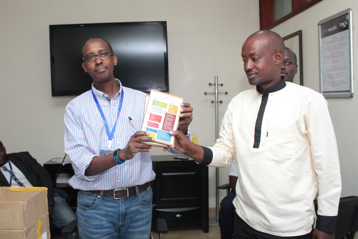 <a href="/tomosigroup/">Tomosi Group</a> Director Mr. @Odrek_Rwabwogo presents gifts of beautiful customised 2019 diaries with inscriptions of the Group's new commitments and goals to <a href="/tomosizfarm/">Tomosi's Farm</a> 's Staff at the Tomosi Business Park, Luzira Portbell. 
#MadeInAfrica