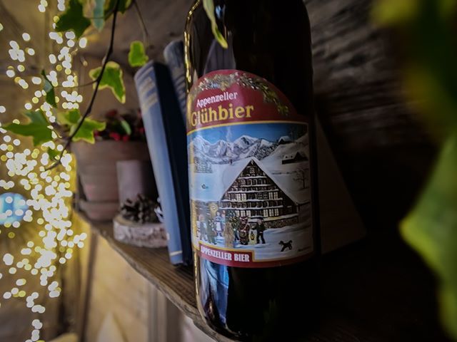 #wintermood: schönes Wochenende miteinander und danke an <a href="/a/">Ani</a>.k.schaniel für dieses Bild. Die Lust ein #glühbier zu trinken ist zurückgekehrt (besonders bei diesem Wetter 🌨️).
.
#appenzellerbier #wochenende #winterwonderland bit.ly/2RJL4ZI