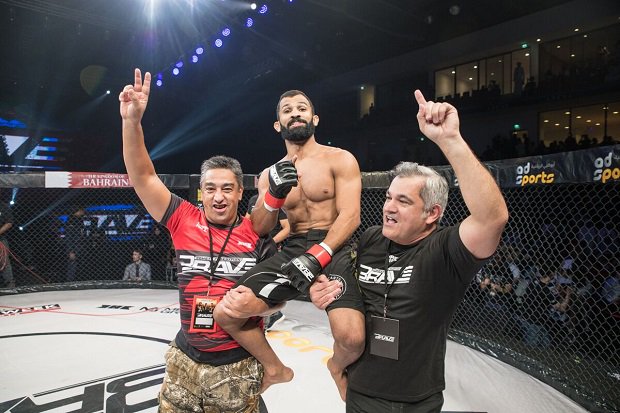 . <a href="/bmalfacine/">Bruno Malfacine</a> e outros cinco brasileiros são destaques em premiação do <a href="/bravemmaf/">BRAVE Combat Federation</a>; saiba mais tatame.com.br/2019/01/11/bru…