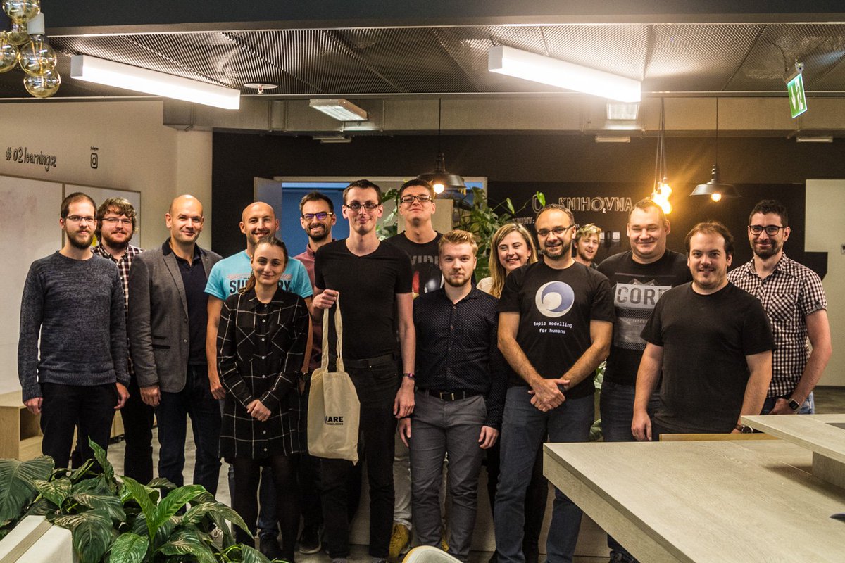 Our 2-day #DeepLearning on-site workshop for O2 went swell!
Case study: rare-technologies.com/case-study-o2/