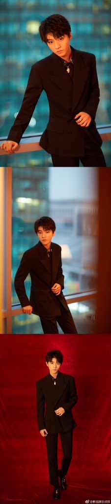 junkaiskun's tweet photo. #微博之夜 恭喜 #TFBOYS 获得“年度最具影响力组合”荣誉！2019凯源玺 #王俊凯 #王源 #易烊千玺 梦想再出发，三位少年继续加油！恭喜三只！ ​

#KarryWang #王俊凯 #WángJùnkǎi #RoyWang #王源 #WángYuán #JacksonYee #易烊千�� #YìYángqiānxǐ  #TFBOYS #加油男孩 https://t.co/sXyc0XfO4P