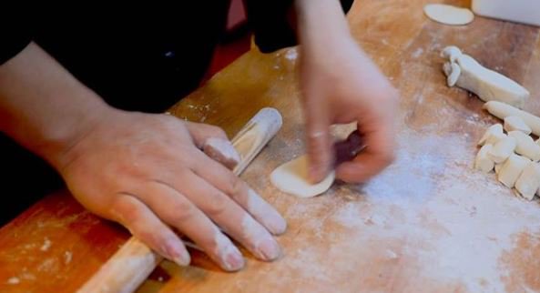 ShikumenUK's tweet photo. It takes years and years of training and practice to be able to create perfect dim sum. 🇨🇳

Come and taste the results of our chef's years of hard work. 👨‍🍳

#londondimsum #chinesefood #chineserestaurantlondon https://t.co/UCdCUrUM7L