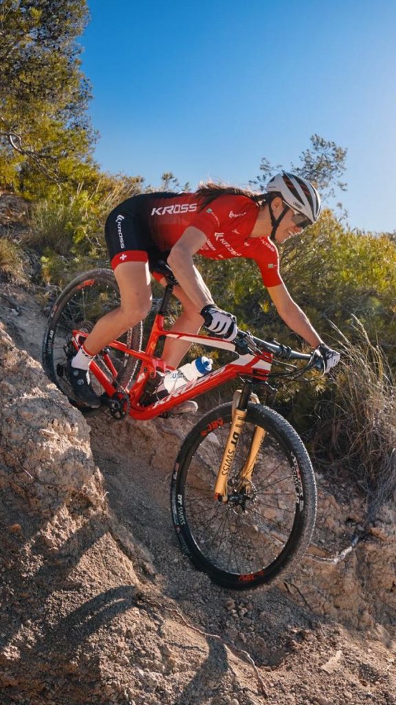 micheldeclippel's tweet photo. @ArianeLuthi Great team for a top rider and loyal brand ambassador...well done https://t.co/q8YsYhGT3f