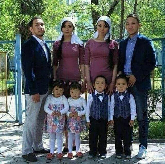 Identical twins married identical twins and gave birth to sets of identical twins. 😍