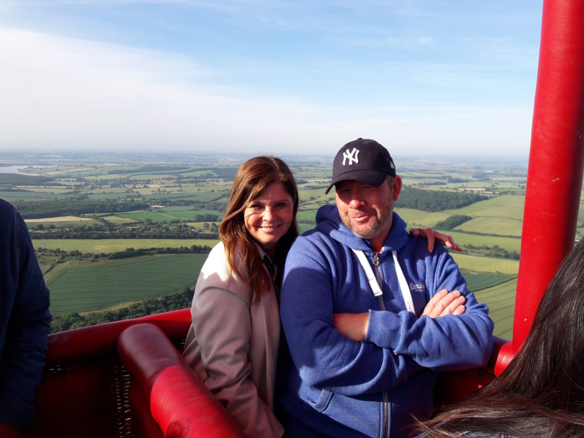 VirginBalloons's tweet photo. A little #flashbackfriday to last summer's heatwave - and all those fabulous balloon flights that took to the skies!
#fridayfeeling #takelifehigher #virginballoonflights #heatwave2018 https://t.co/u5MaeT4M9L