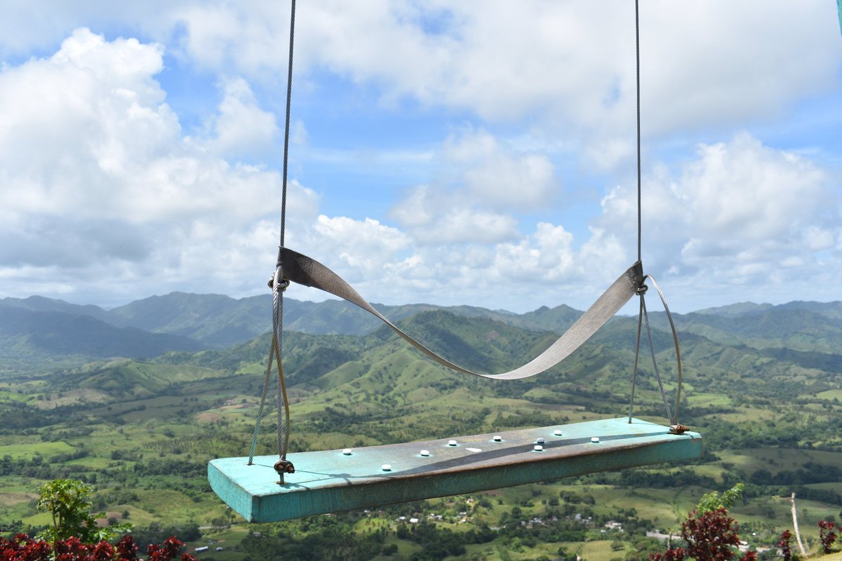 scottsdalemag's tweet photo. 🌴🐠🥥 Caribbean #Travel - From the Capital of Casual to the Coconut Coast: https://t.co/tP4gfPpQ7e #jamaica #negril #puntacana #dominicanrepublic https://t.co/KtqaqtNqt2