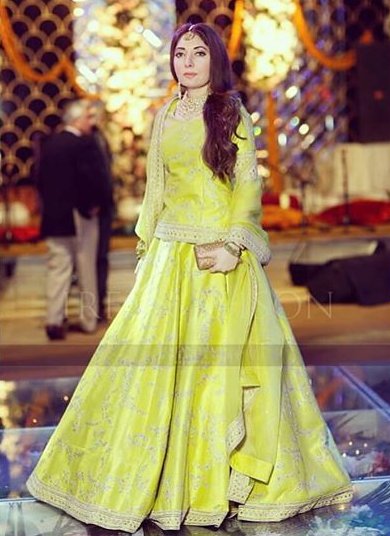 Perfection 👌💖
Api <a href="/sharmilafaruqi/">Dr. Sharmila Sahibah Faruqui (Phd) s.i</a> ❤
You looks prettiest in this dress ❤