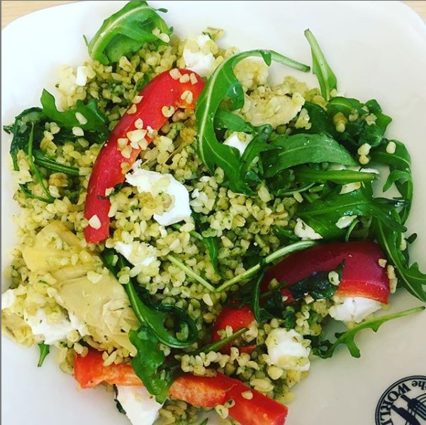 SurprisedVegans's tweet photo. My Lunch - Salad lunch of bulgar wheat and mixed herbs, rocket, @GrViolife feta and leftover veggies. Finished with a drizzle of lemon juice and extra virgin olive oil. #vegan #veganuary #usingleftovers #bulgarwheat #vegansalad #veganlunch #rocketsalad #5aday #plantbased https://t.co/fzRHIdoqDC
