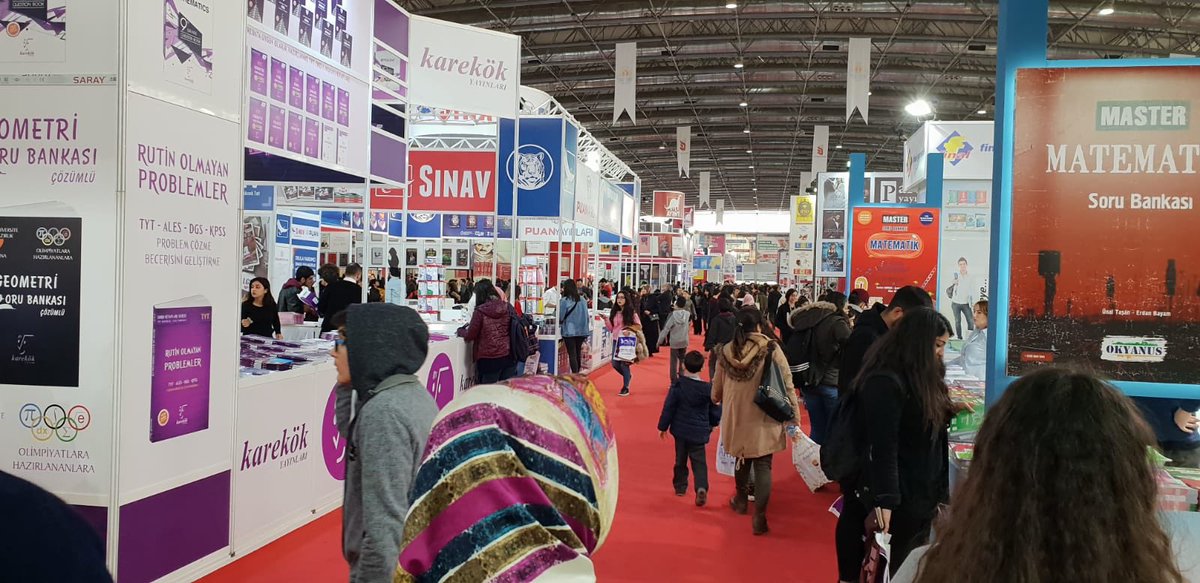 CUFASADANA's tweet photo. Çukurova 12. Kitap Fuarı yoğun ilgi devam ediyor. 
Göstermiş olduğunuz yoğun ilgiden ötürü teşekkür ederiz.
#çukukurovafuarcilik #çufas #adana #fuar #kitap #kitapfuarı #kitaplar #bekleriz https://t.co/EfU0ZRQG4u
