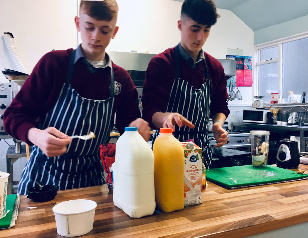 CBSKitchen's tweet photo. A new bunch of TY students join the kitchen this week. Healthy Fruit Smoothies are a good introduction to the benefits of homemade dishes using fresh ingredients. Well done lads! @MonCBS #FridayFeeling #TYlife #fruit #HealthyEating #Youarewhatyoueat #happystudents #learnbydoing https://t.co/HufJ34YynP