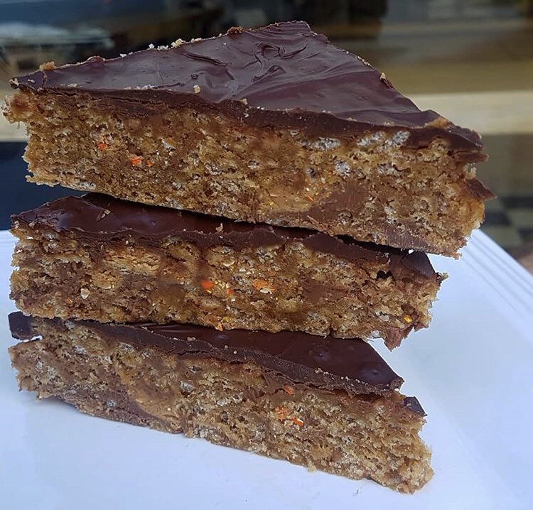 ConcessionBIA's tweet image. What New Years resolution!!??  It’s Friday- let’s get the weekend started right!  @CrumbunsCafe sweet and savoury treats hit the spot!  #scratchbaking #bakery #sweetgoodness 788 Concession #supportlocal #spendithere #concessionbia #hamontfood #hamont