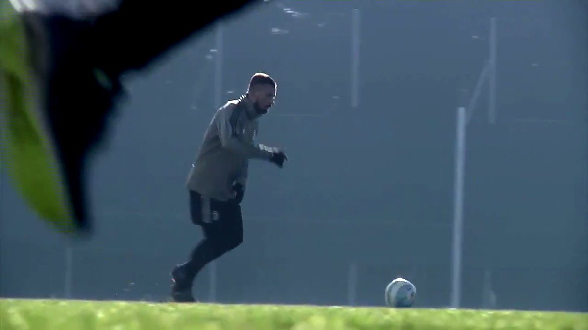 Lorenzo #DelPrete racconta la sua esperienza in #Under23 ai 🎙️di @JuventusTv. ⚪️⚫️! On demand ➡️ http://juve.it/VxKf30mSVLR