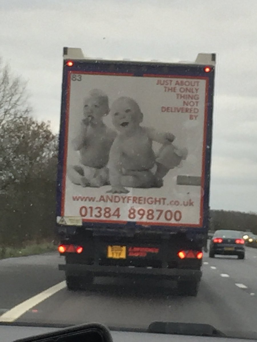 daddyonsharedl1's tweet photo. Its easy to get peoples attention with a baby 👶🏼😃 #andyfreight #babyadverts #babycarjourney #babyroadtrip #goodadvertising https://t.co/eNE0WI3Jrz