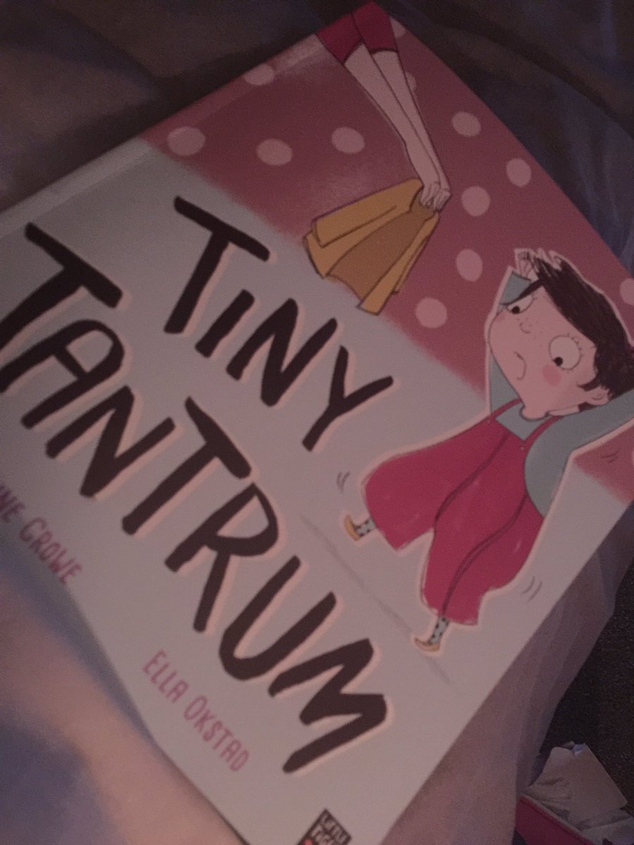 MandyDavis_work's tweet photo. @TraceyPratchett after what we were talking about today. Look at one of the books Isla has selected for bedtime #reading #tinytantrum https://t.co/riP9yQmNpr