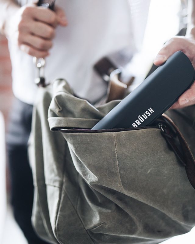bruushsupport's tweet photo. Travel necessities - our travel kit makes packing simple. Shop now at https://t.co/TgRw4kyf6b https://t.co/515JbhFZmE