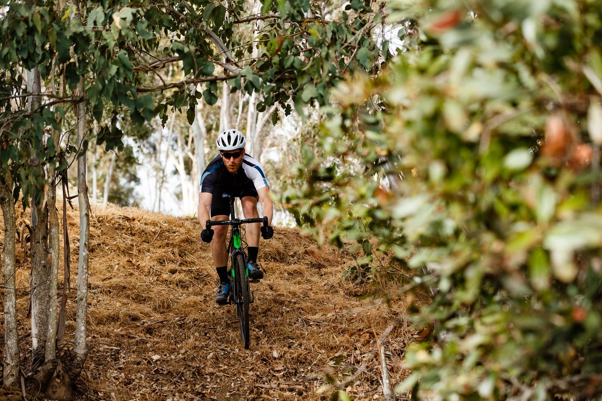 "Comfortable, fast, precise and direct." 

BikeRadar sums up the new TCX Advanced Pro cyclocross bike, which they recently tested in a variety of riding conditions.

giant-bicycles.com/gb/news/bikera…

#RideGiant
