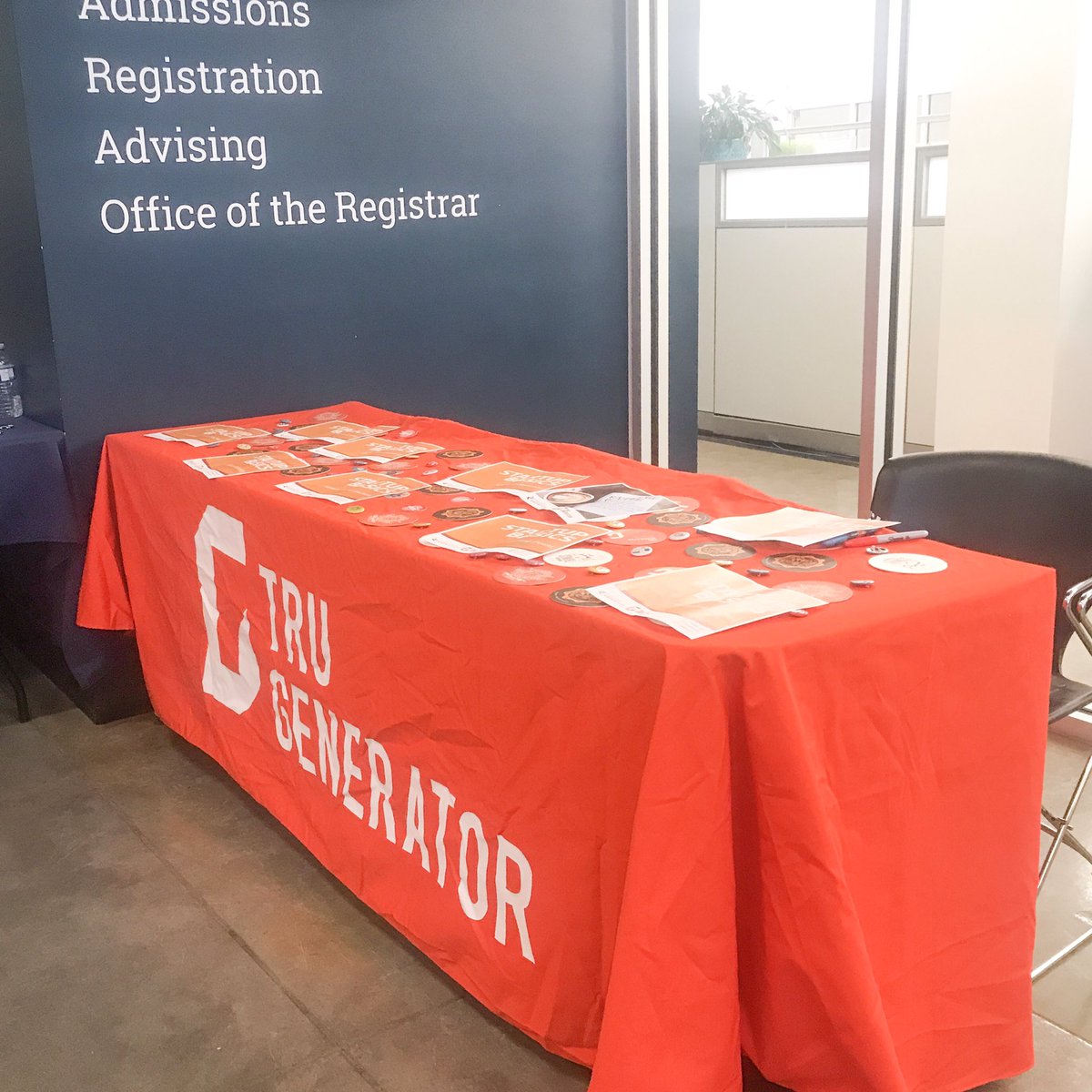 kicpeople's tweet image. We’re at the @thompsonriversu Winter Fair repping the @trugenerator and our #startupbasics workshops. Open to everyone, come say hi! #kamloops