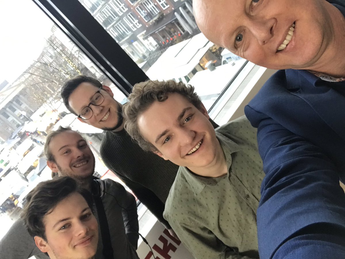 Vanochtend door de mannen van <a href="/tienskip/">Tienskip</a> bevraagd op diverse onderwerpen. Mooi dat bevlogen jongeren politiek een warm hart toedragen!