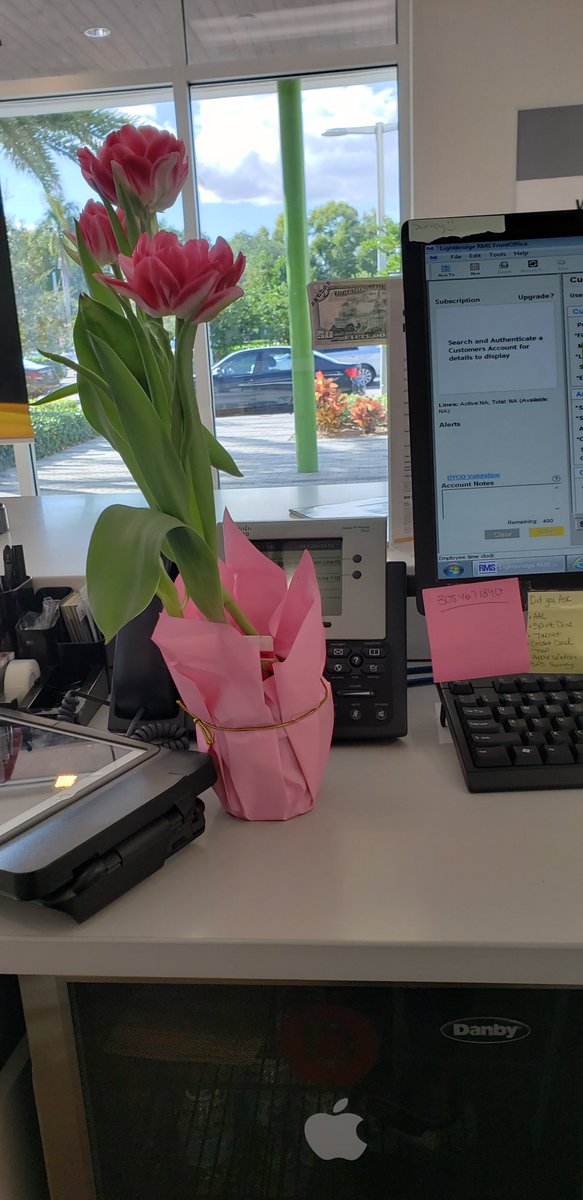 Cmovingforward's tweet photo. What happens when you take care of your stores!! Thank you Sarah @rfuent03 https://t.co/oJTpa8ouYc