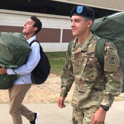 _LoganMartinez_'s tweet photo. #NewProfilePic https://t.co/KG25anZuZc