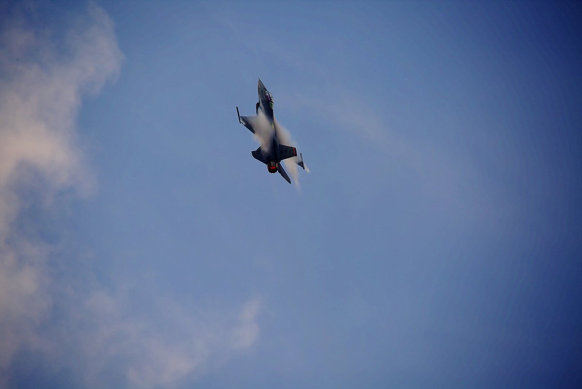 mikesaltsman194's tweet image. some more #aviationphotography @CanonUKandIE @CanonEMEApro @manfrotto_uk #fastjets #Military #F16