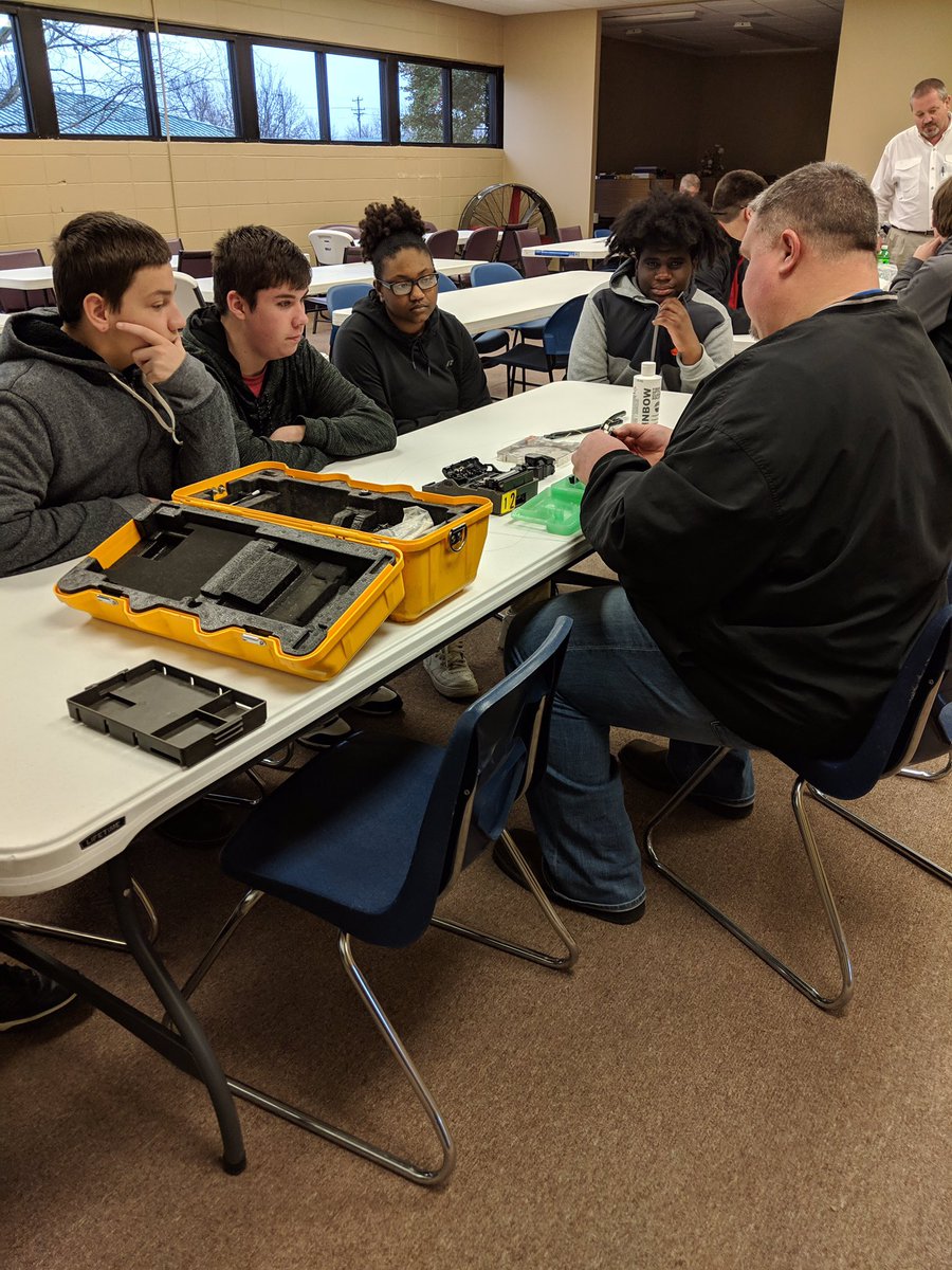 SuptACollins's tweet photo. Excited for the upcoming event on 2/28, IT Matters @wkttelcom with @MLRamage from @MurrayStateTSM and Mr Voss of @WKCTC. Great partners and working with @4riversCA cooperative learning projects through #NSFY Grant. #PurchaseADD #AmGrad #FantasticVoyage #AnchorStrong https://t.co/d377uHFj6b
