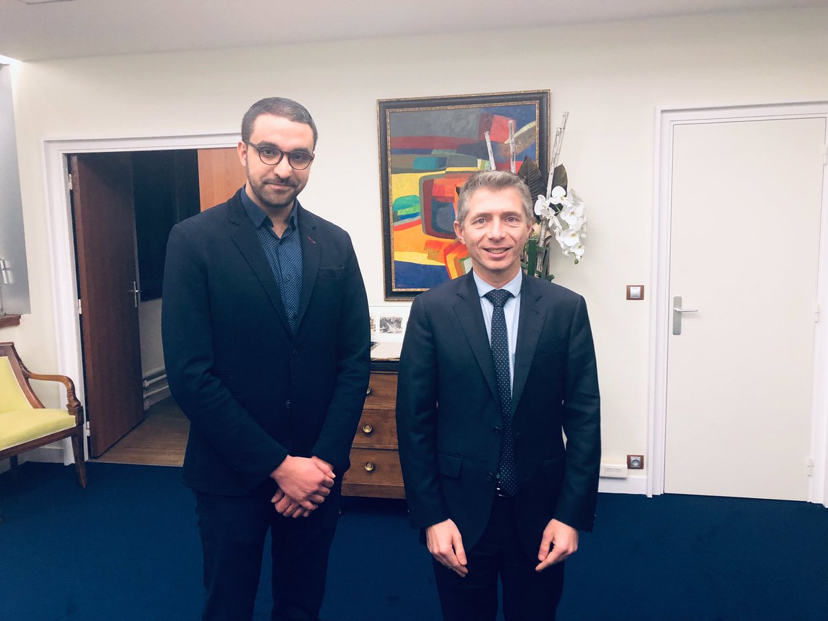 Aminelkhatmi's tweet photo. J’ai été reçu ce soir par le Maire de Châteauroux, Gil Averous, pour évoquer les projets du Printemps Républicain. Merci à lui pour son accueil dans sa très belle ville. Demain direction Vichy pour un entretien avec son Maire et une rencontre avec nos adhérents. #PRTour 🚀 https://t.co/gzYkE56eVN