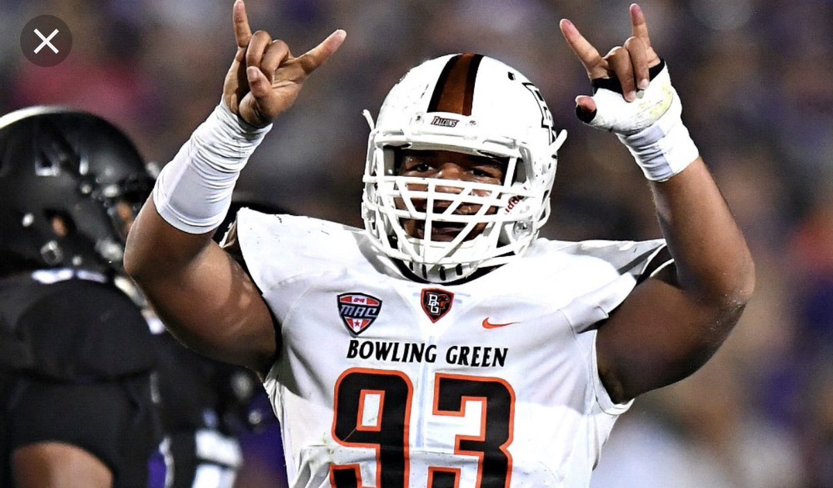 jakeray561's tweet photo. Blessed to receive an offer from Bowling Green @coachierulli @TMo_6 @CoachMaxWarner https://t.co/8IjGz3YREC