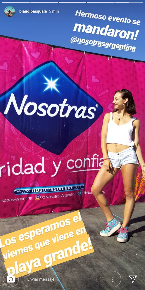 BianquistasArmy's tweet photo. Bian en el evento de @nosotrasarg !! , https://t.co/2R6T5DKWdf